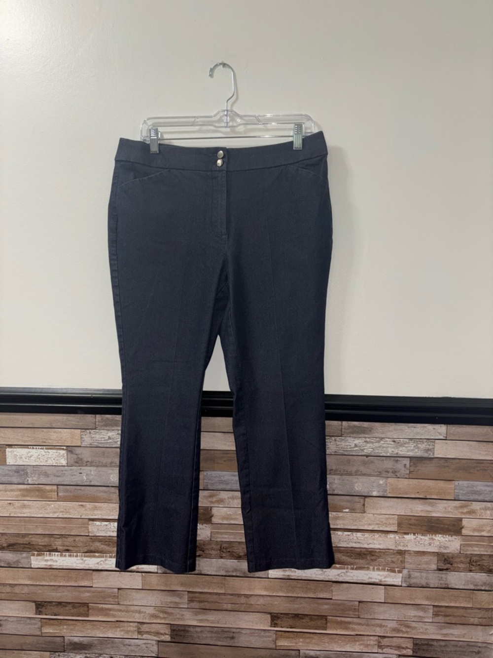 Chico’s Dark Navy Straight Leg Dress Pants Size 1 Equivalent to Size 8